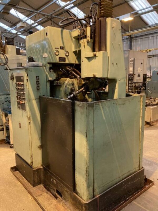 GEAR HOBBING CHURCHILL RH8