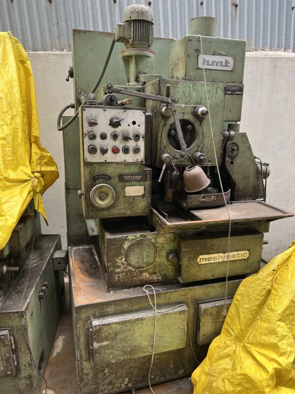 GEAR SHAPER HMT MESHMATIC S-150