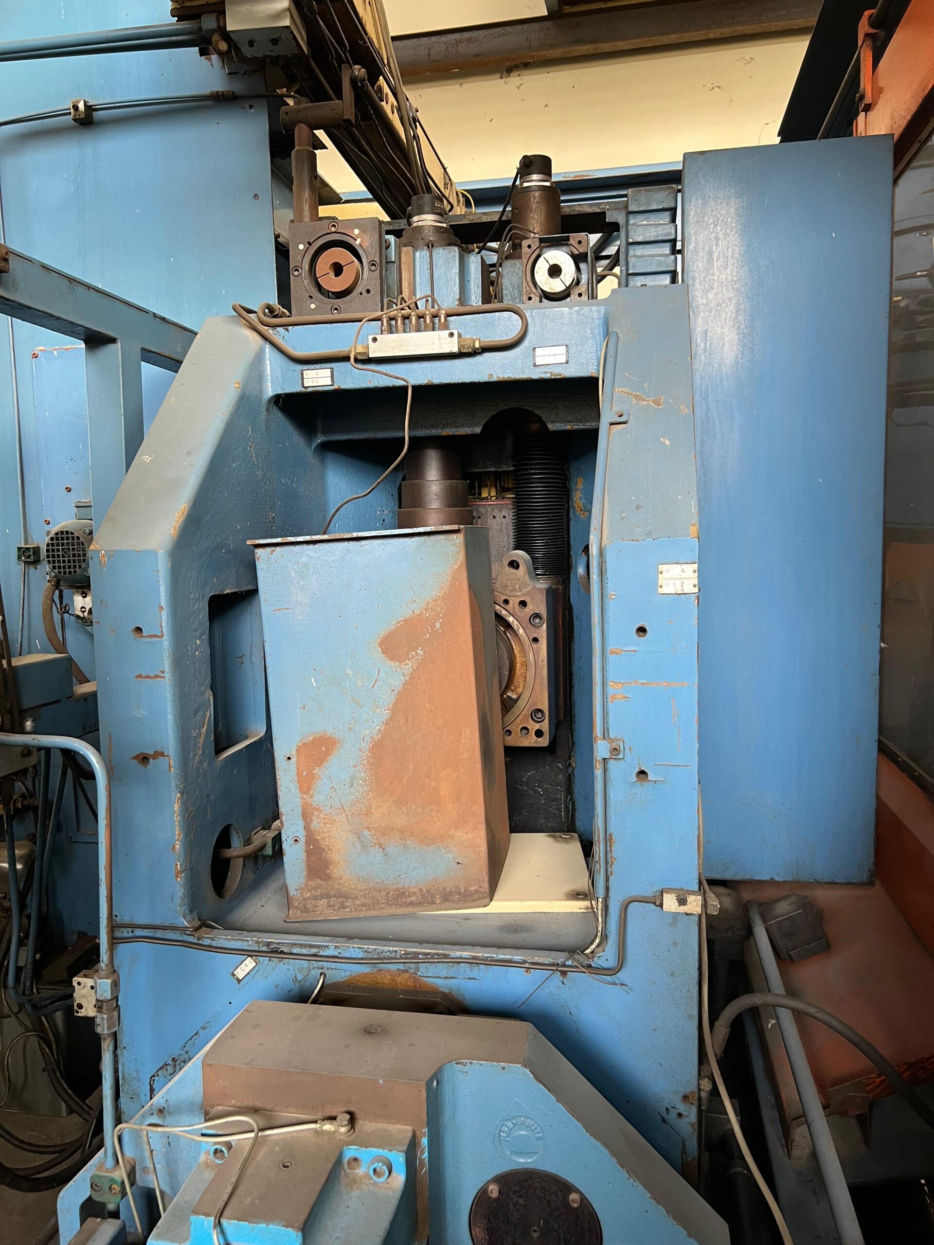 CNC HOBBING CIMA 260 22 - Image 6