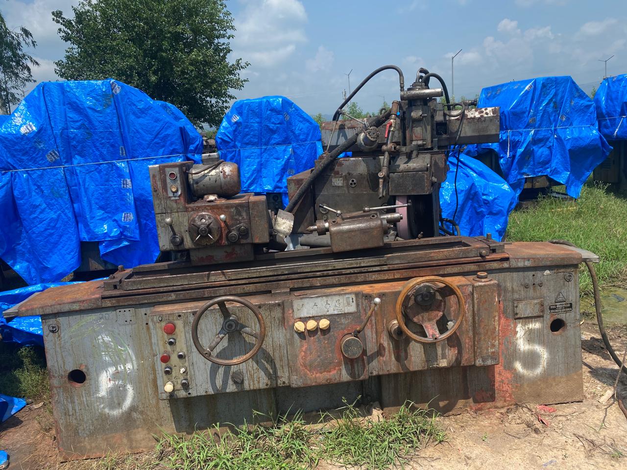 TOS ANGULAR HEAD GRINDER 630