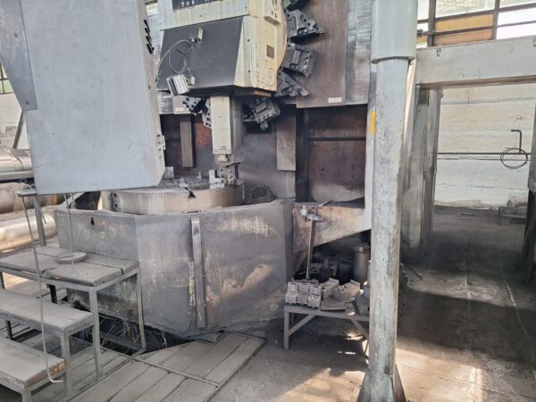 VTL TOS SKQ 12 CNC - Image 10