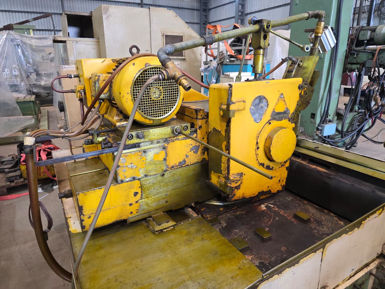 SCHAUDT A501N X 1000 CYLINDRICAL GRINDING MACHINE - Image 7