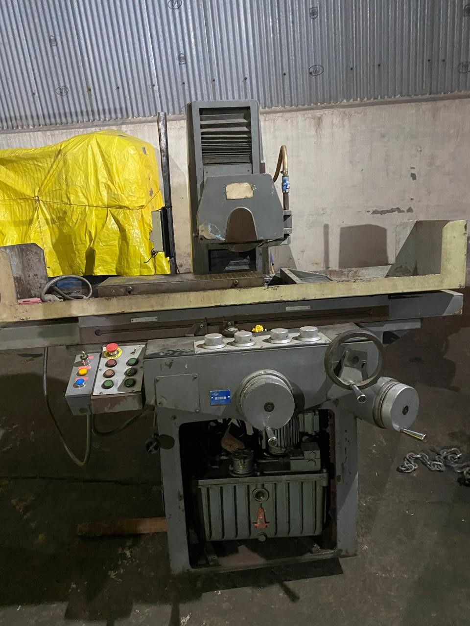 SURFACE GRINDER 600 x 250